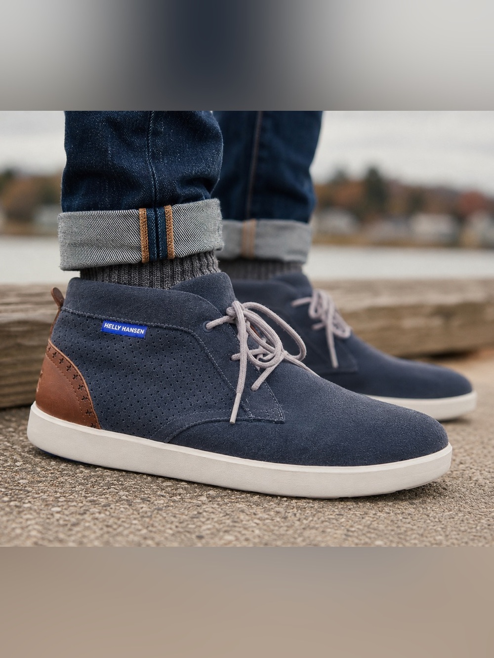 Helly Hansen Suede Mid Top Chukka Sneakers Blue Brown Men’s Size 10.5 Comfort